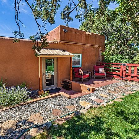 Pet Friendly Pinon Heaven Bed and Breakfast Canada de los Alamos Exteriör bild